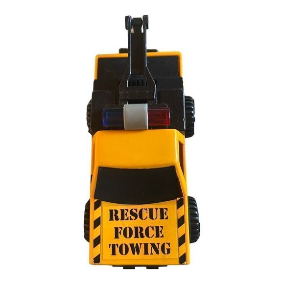 Vintage 1996 Rescue Force Towing Truck - Picture 5 of 7